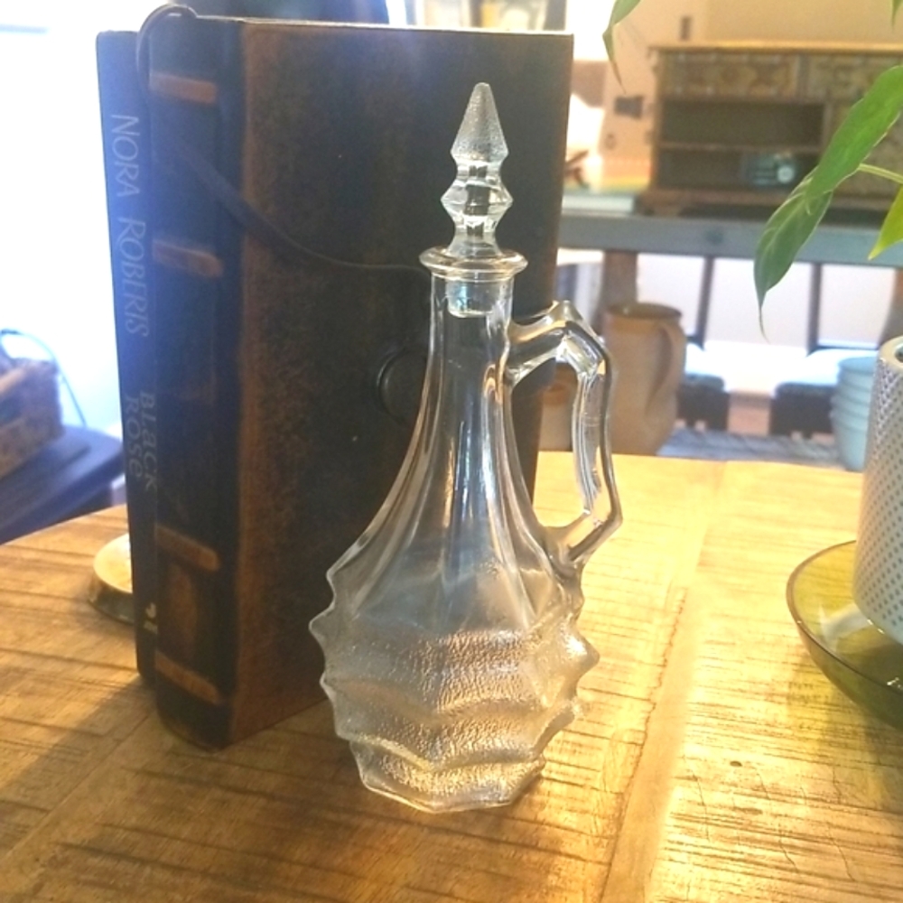 Horne 1932 Design Glass Tiered Cruet Decanter with Matching Stopper